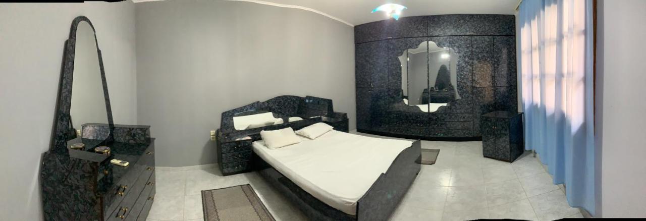 Villa Shtepi Me Qera Fier Exterior foto
